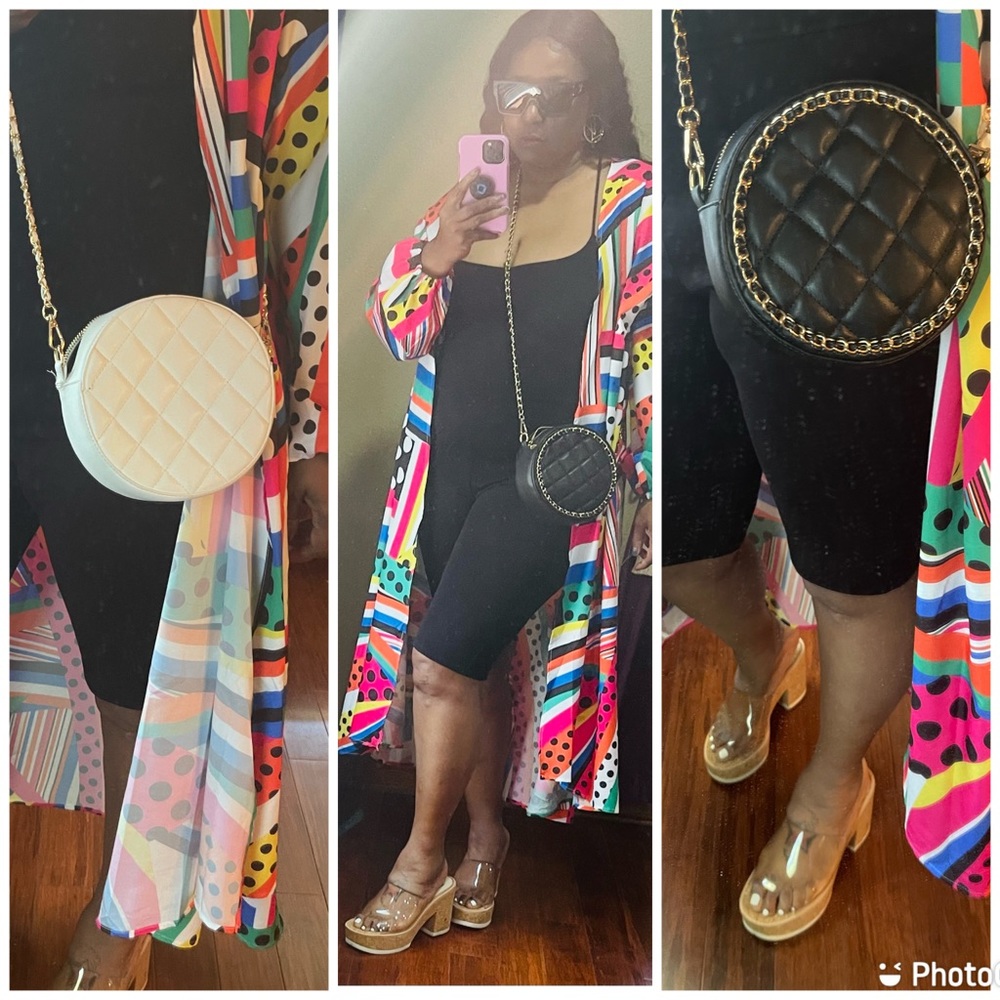 Quilted Crossbody - Picture 2 of 4